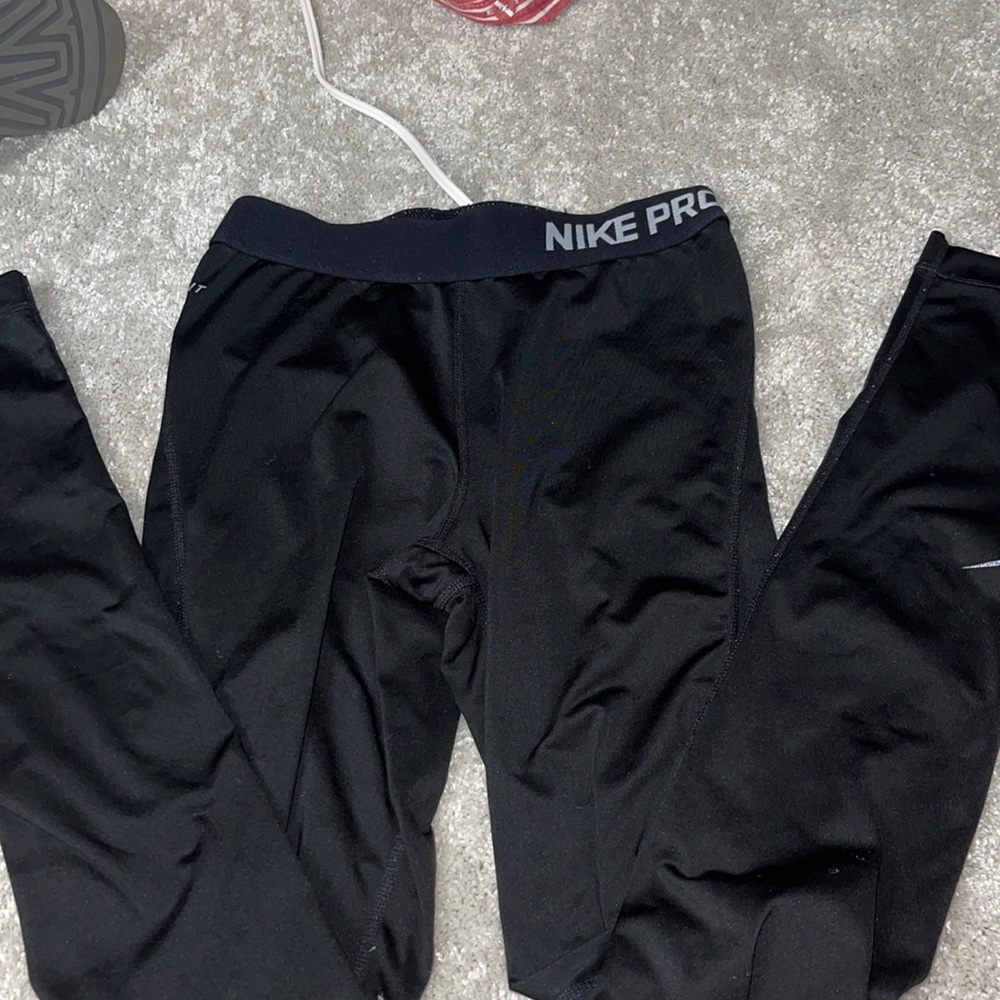 nike pro leggings size small!